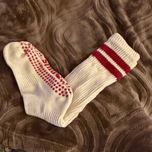 Darling soul PB tall grip socks!